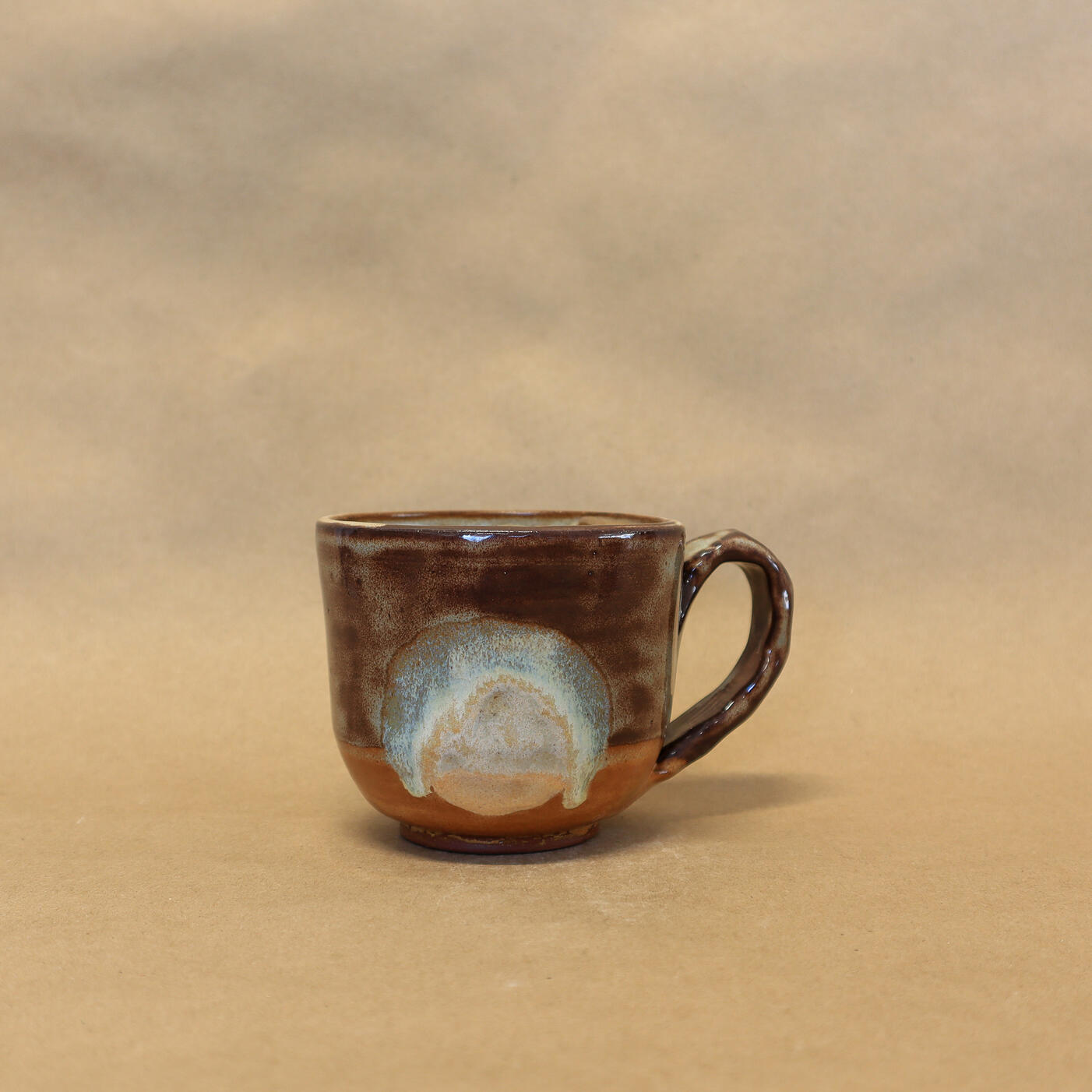 Mug, 2025